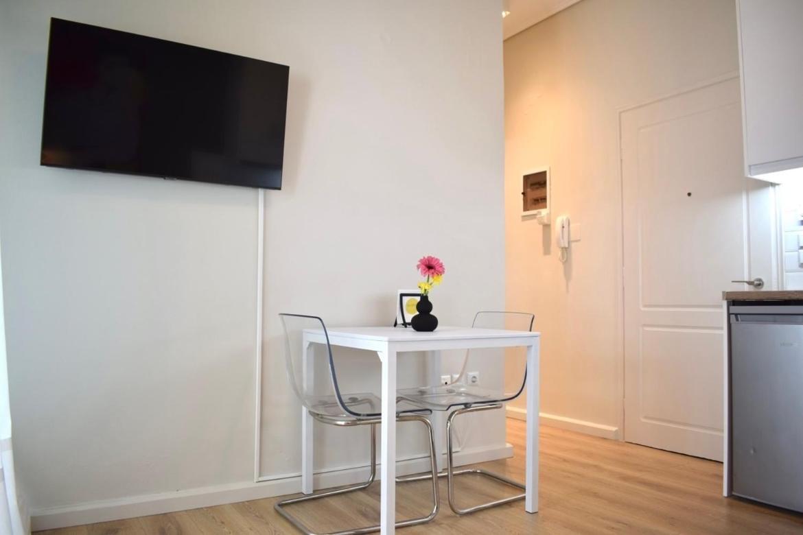 Kapa Central Apartment Kalamáta Eksteriør bilde