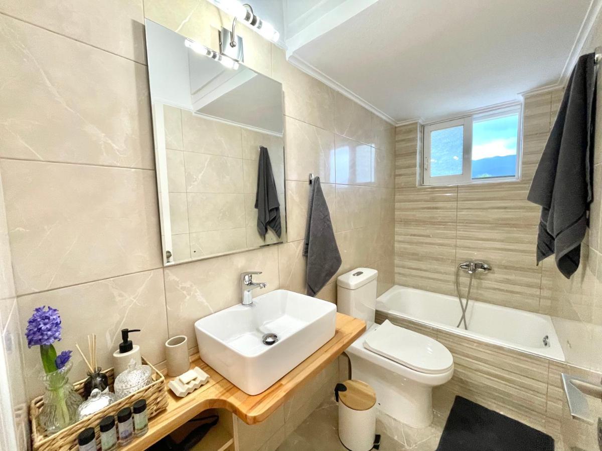 Kapa Central Apartment Kalamáta Eksteriør bilde