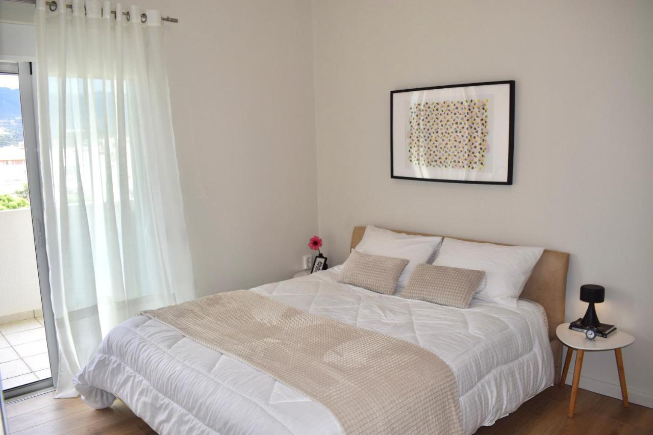 Kapa Central Apartment Kalamáta Eksteriør bilde